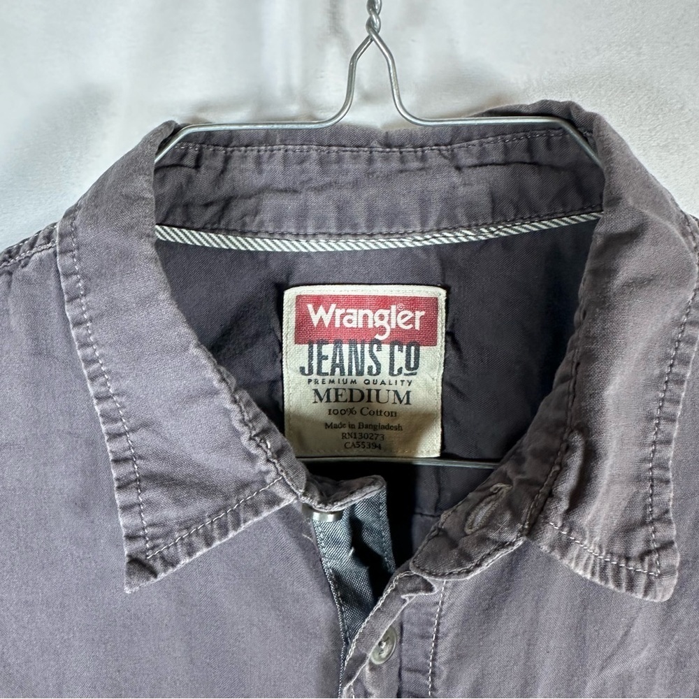 WANGLER BUTTON DOWN SIZE(M) - Picture 3 of 5